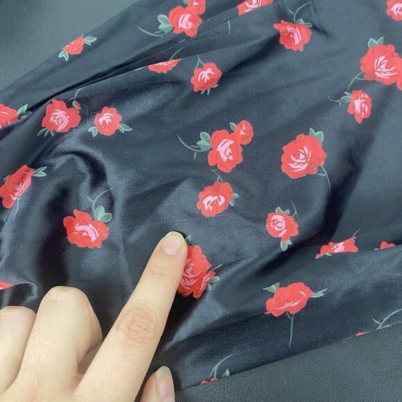 Revolve More to Come Women's Floral Rose Printed Crop Top Size S Peasant Puff - Picture 9 of 10